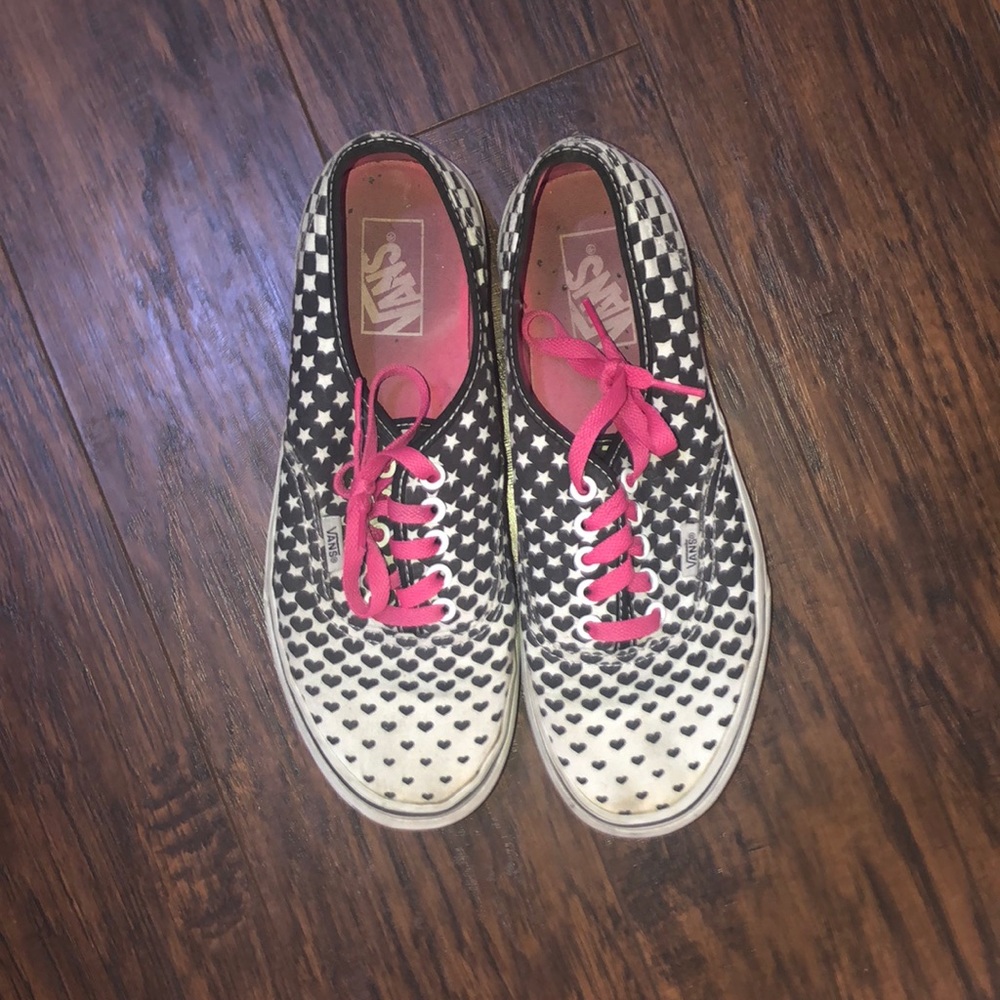 cute tri-patterned low top vans